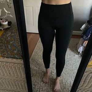 Lulu Lemon Size 8 Black Leggings